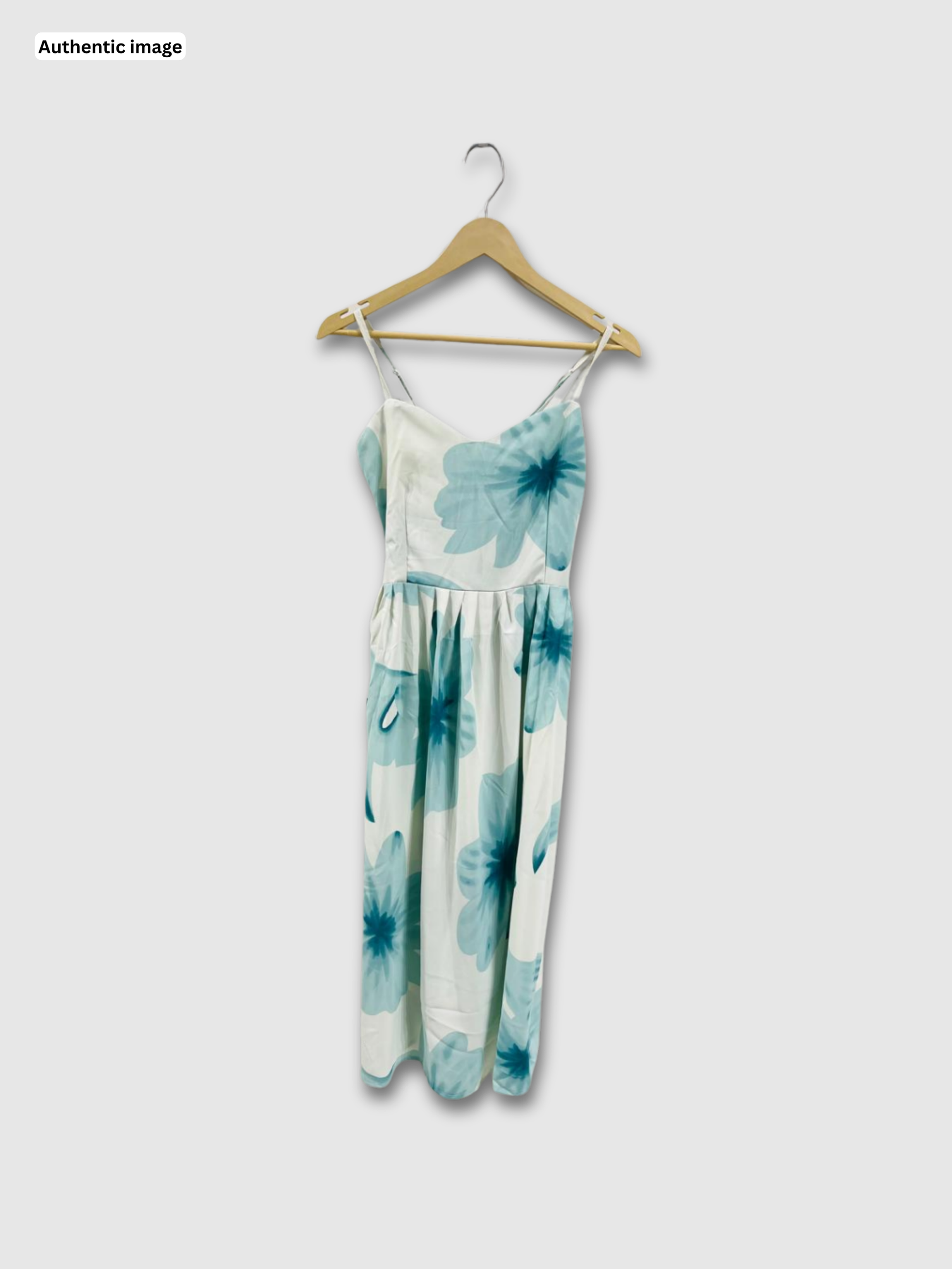 Short Sleeveless Midi