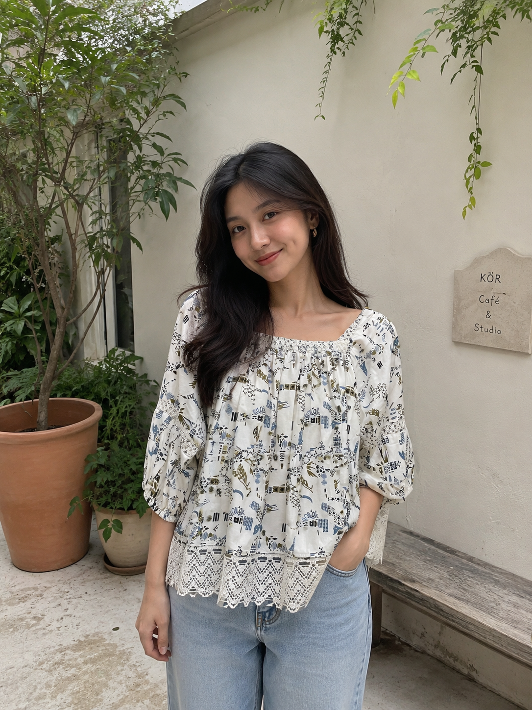 Printed peasant blouse / casual top